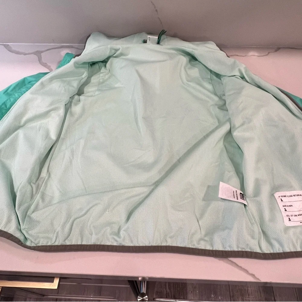 REI CO-OP Kids Medium 10-12 Groundbreaker Rain Wind Jacket hood green/grey light